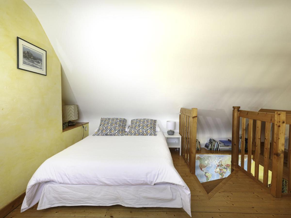 Bright Cottage In A Quiet Location, Near The Coast, Sibiril Exterior foto